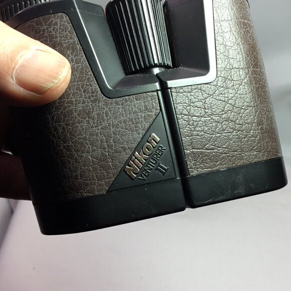 Vintage NIKON Venturer II Binoculars with Case. 8x23 6.3º - Picture 2 of 6